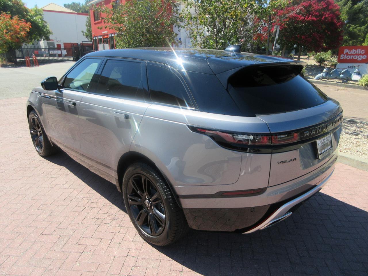 Land Rover Range Rover Velar  2023