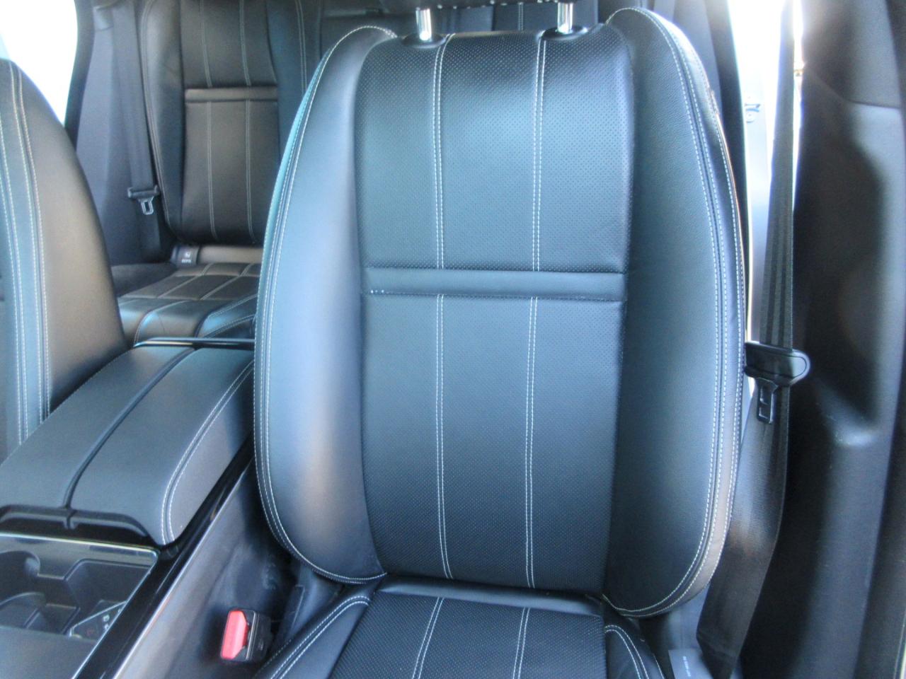 Land Rover Range Rover Velar  2023