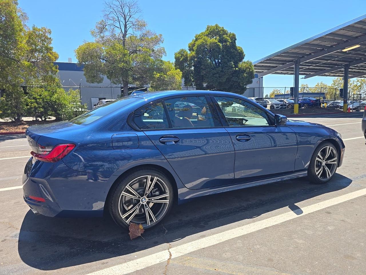 BMW 3 Series 330i Sedan 2023