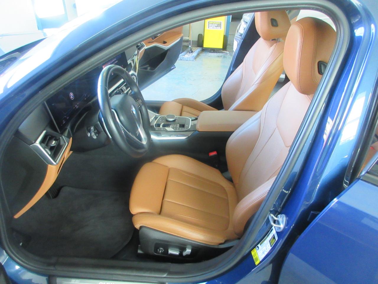 BMW 330i  2023