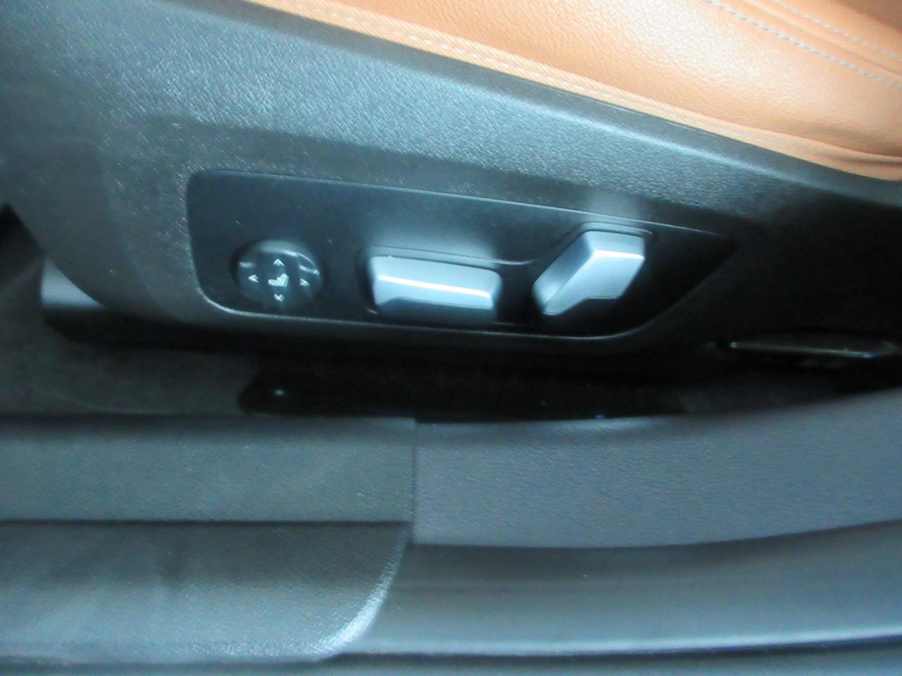 BMW 330i  2023