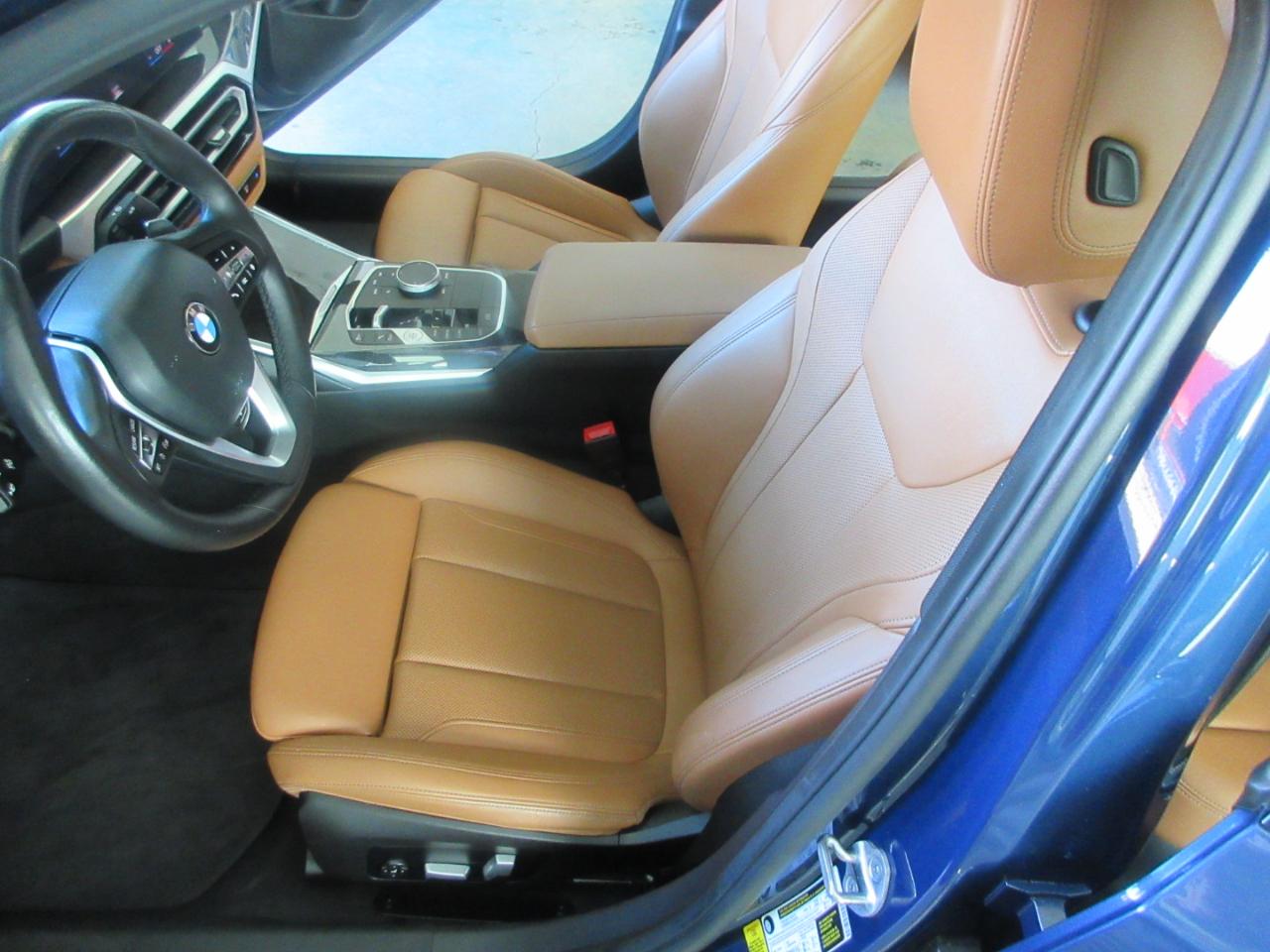 BMW 330i  2023