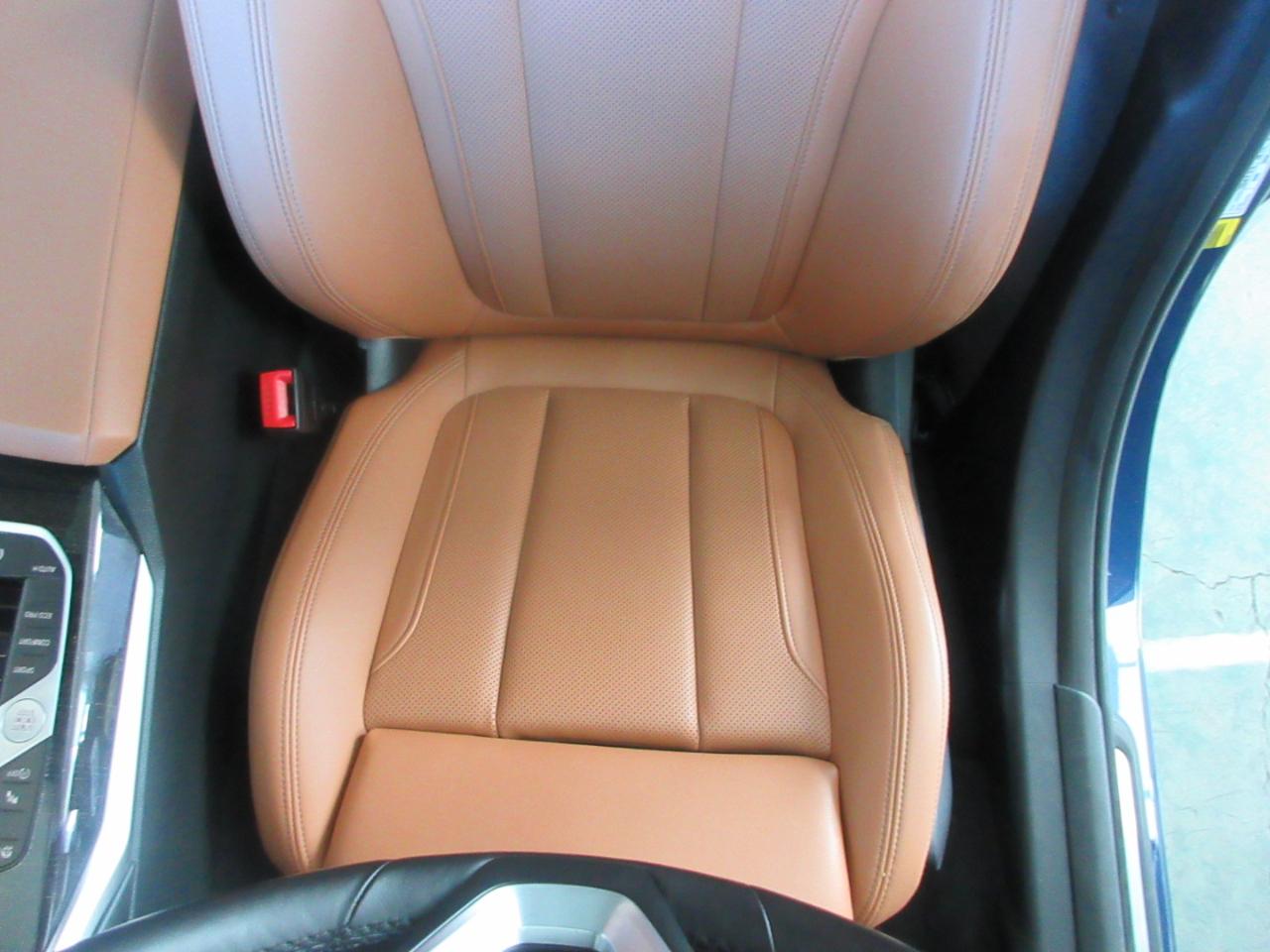 BMW 330i  2023