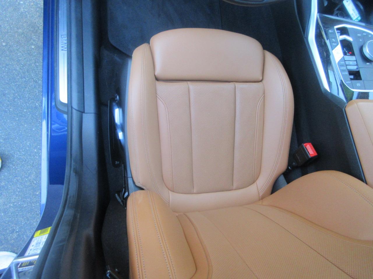 BMW 330i  2023