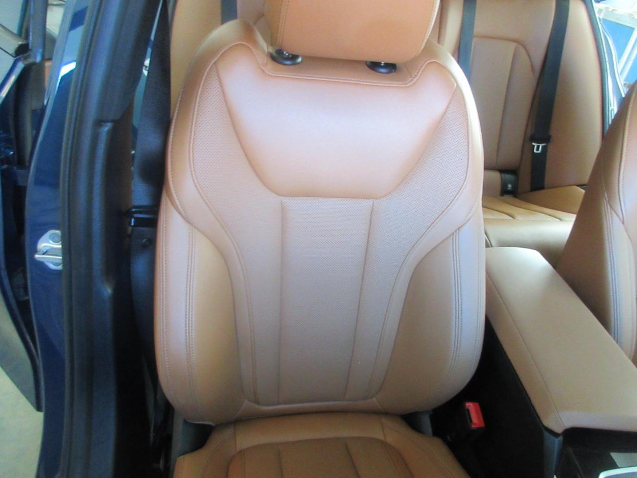 BMW 330i  2023