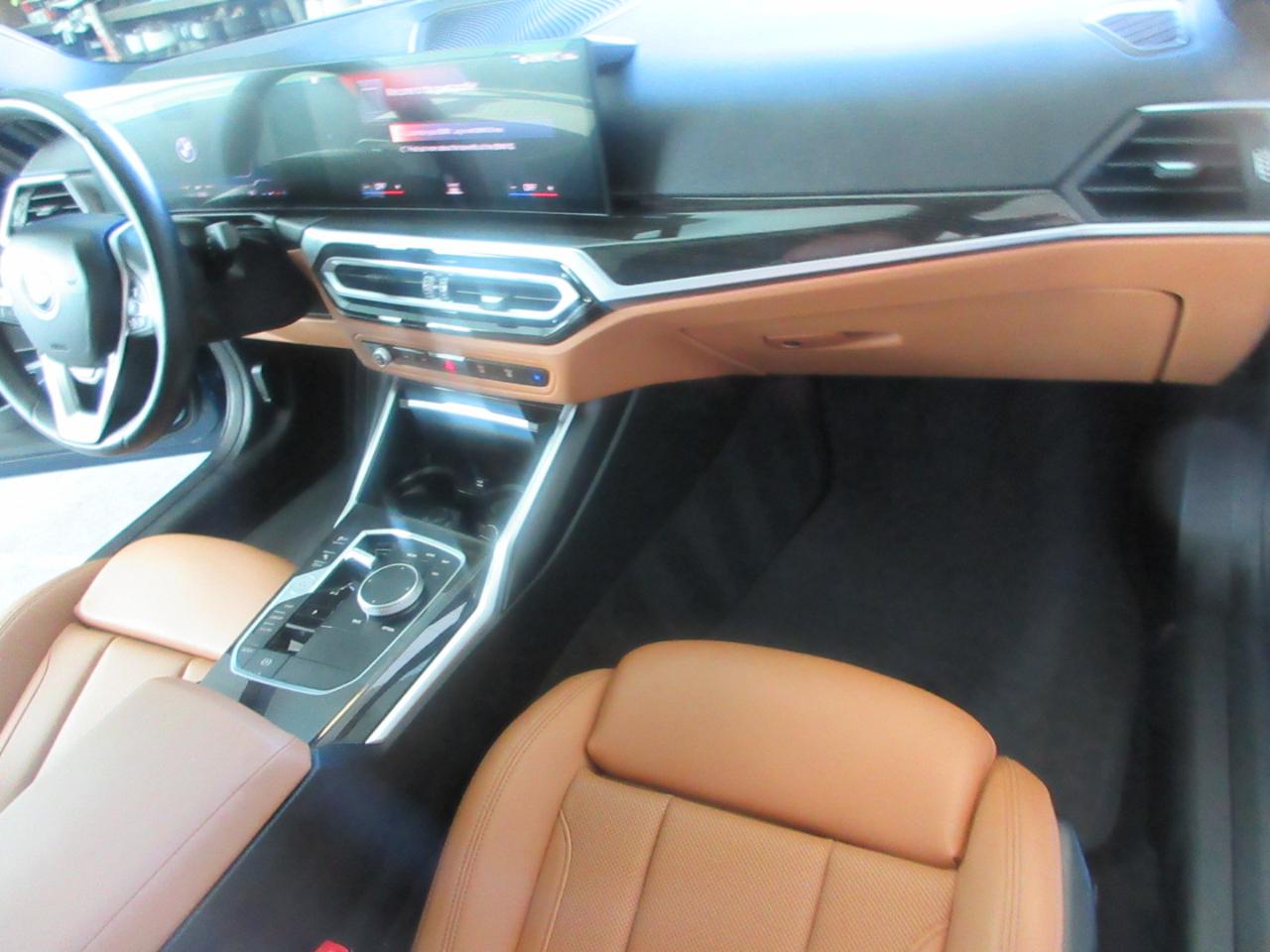 BMW 330i  2023