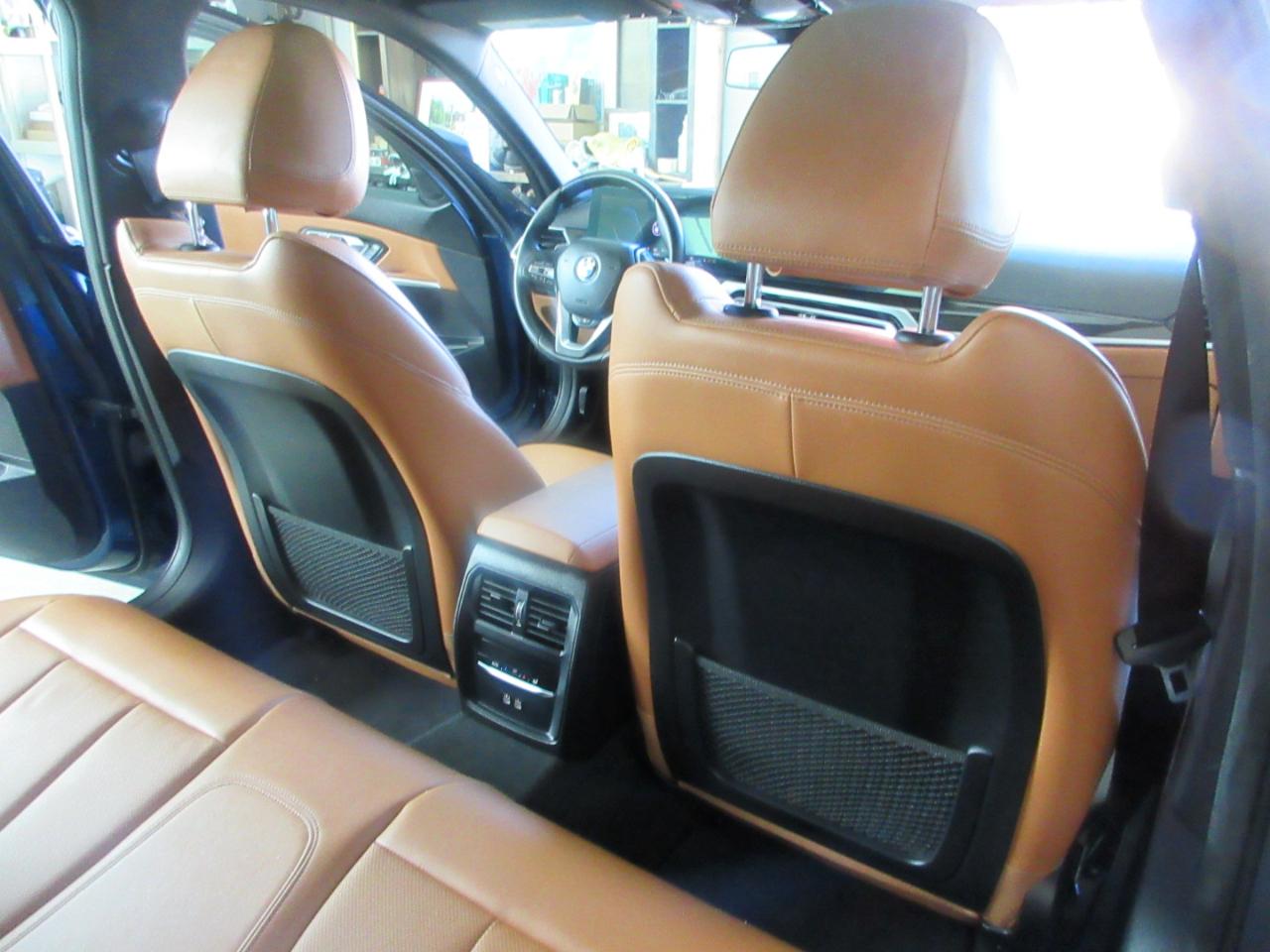 BMW 330i  2023