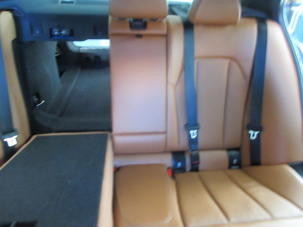 BMW 330i  2023