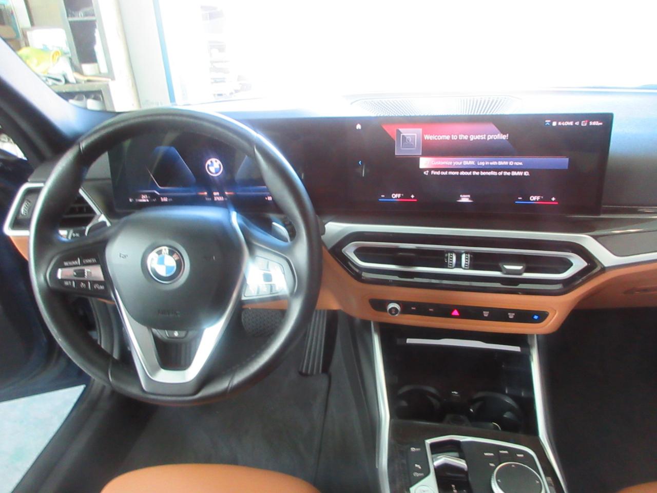BMW 330i  2023
