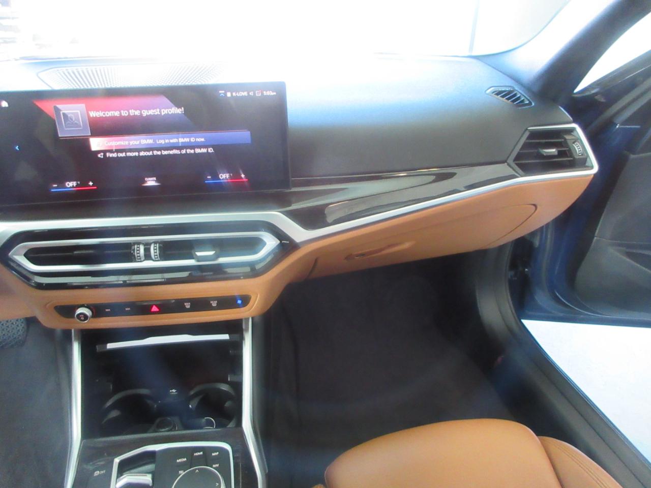 BMW 330i  2023