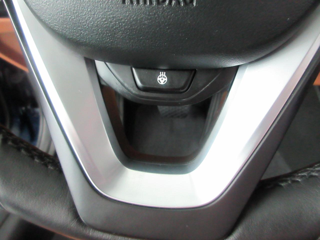 BMW 330i  2023