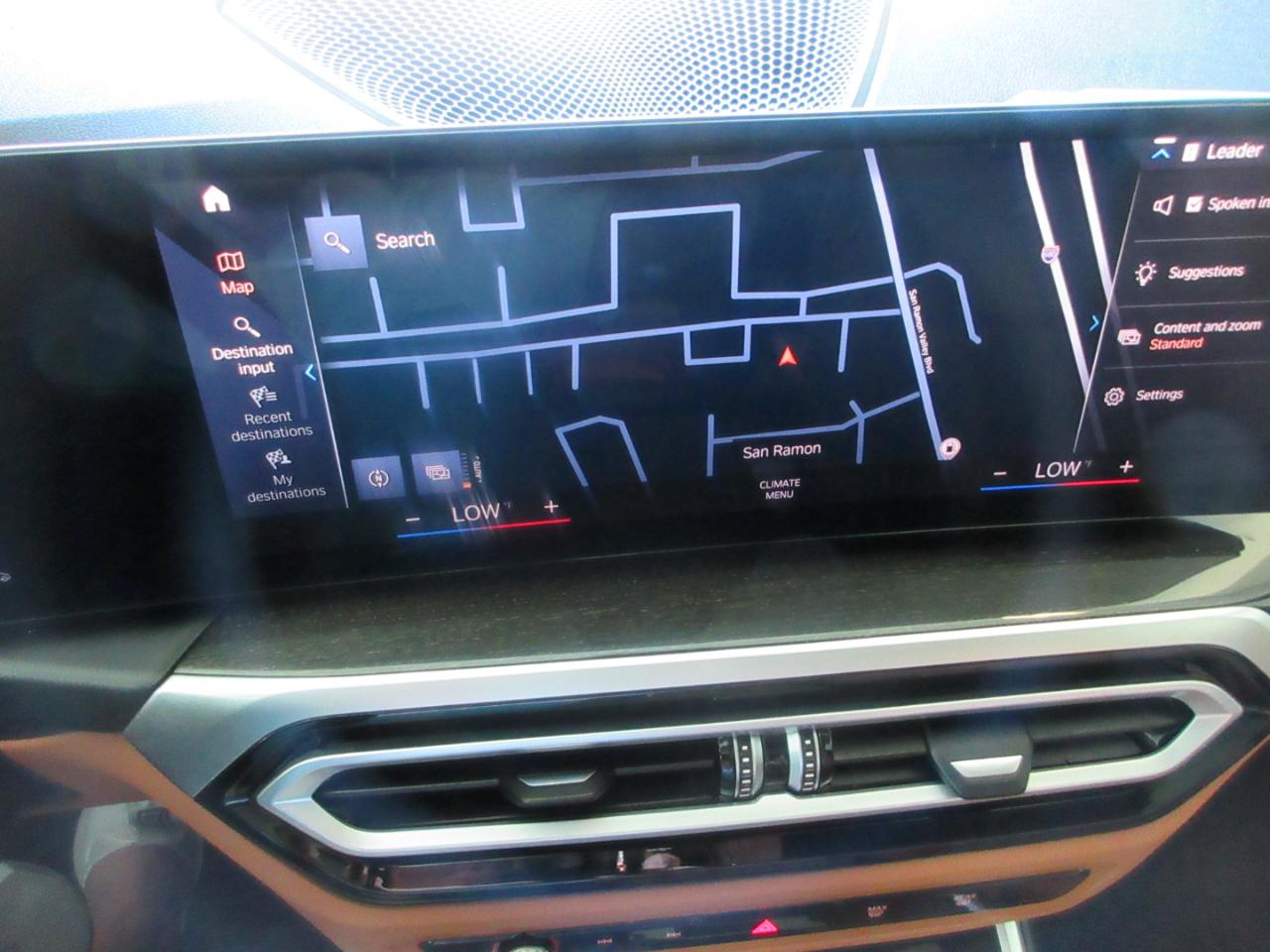 BMW 330i  2023