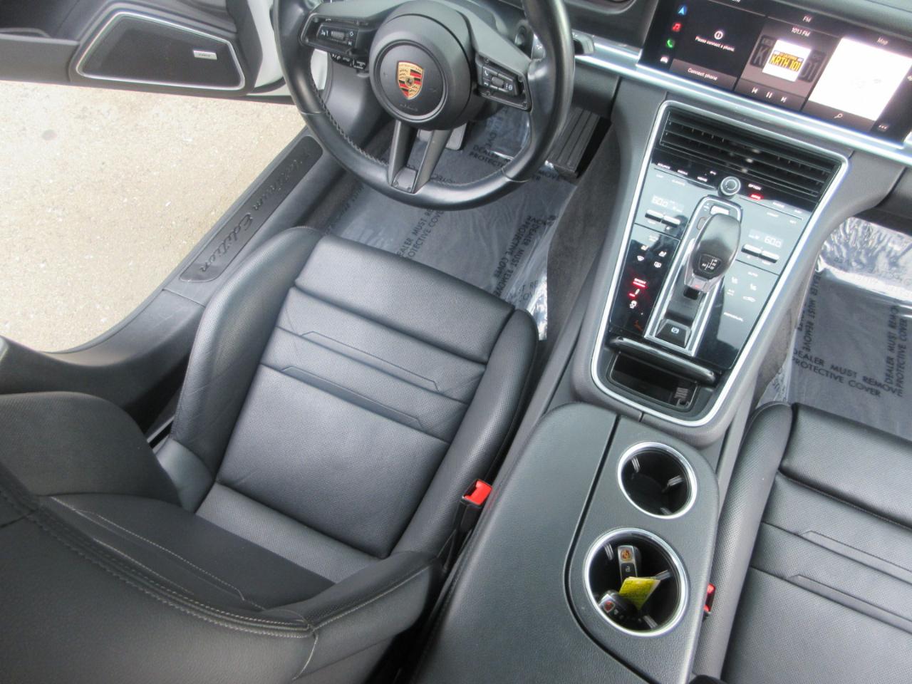 Porsche Panamera  2023