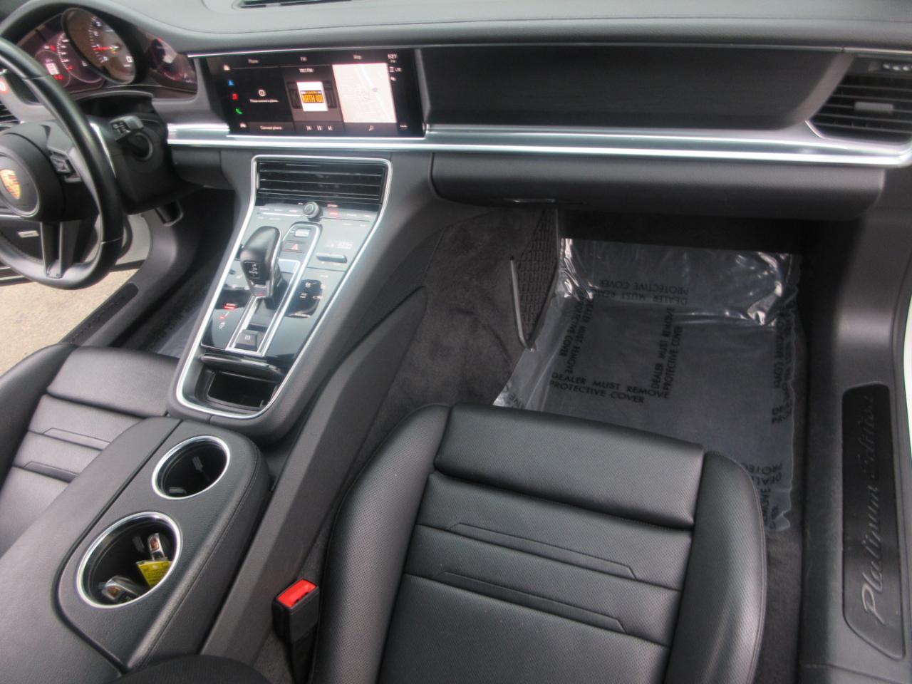 Porsche Panamera  2023