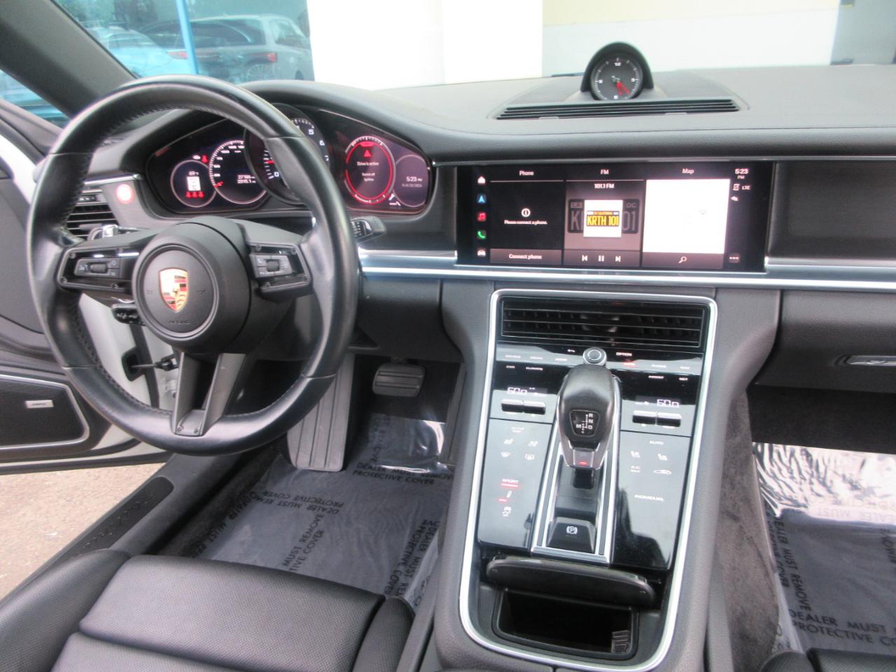 Porsche Panamera  2023