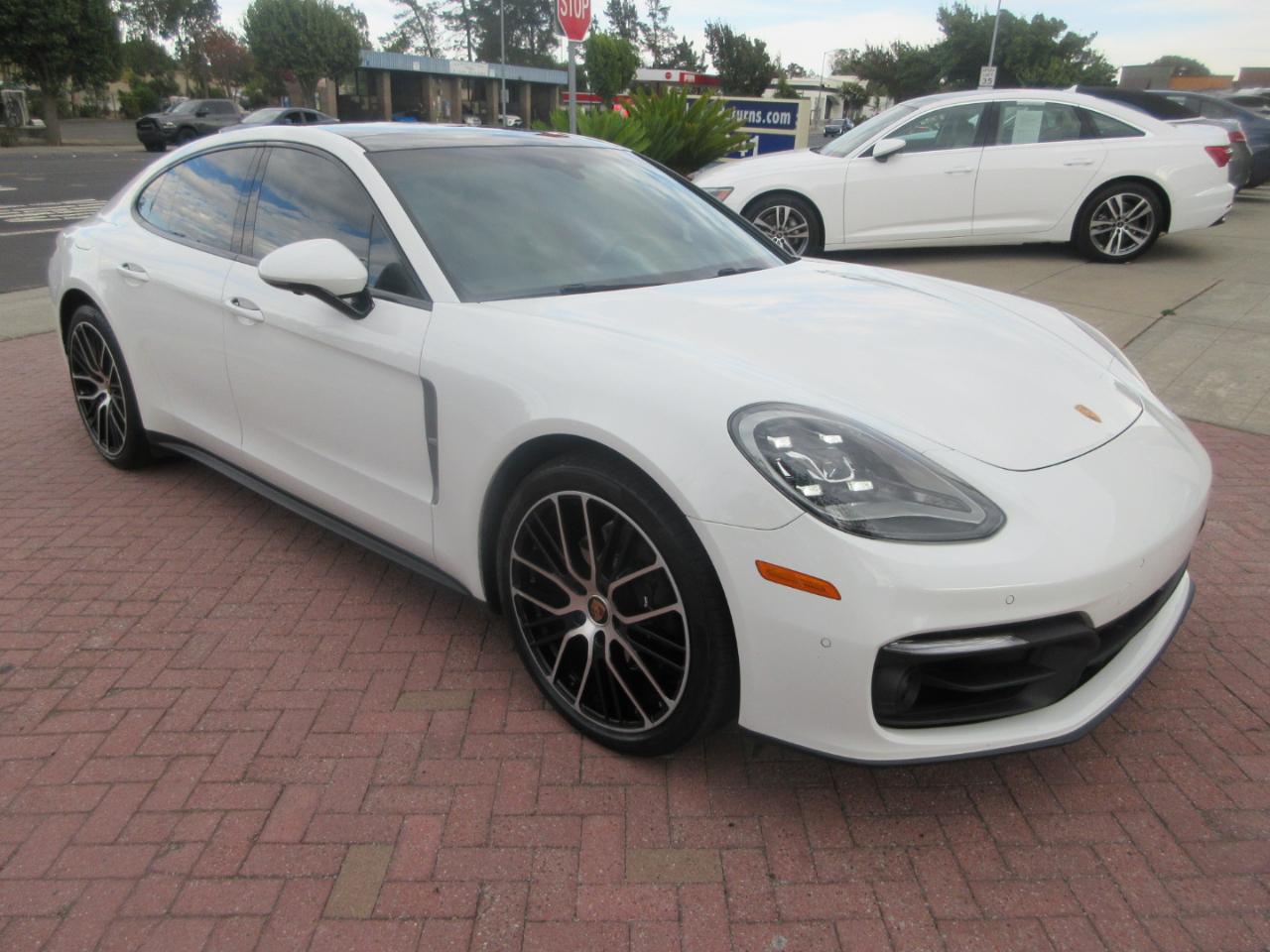 Porsche Panamera  2023