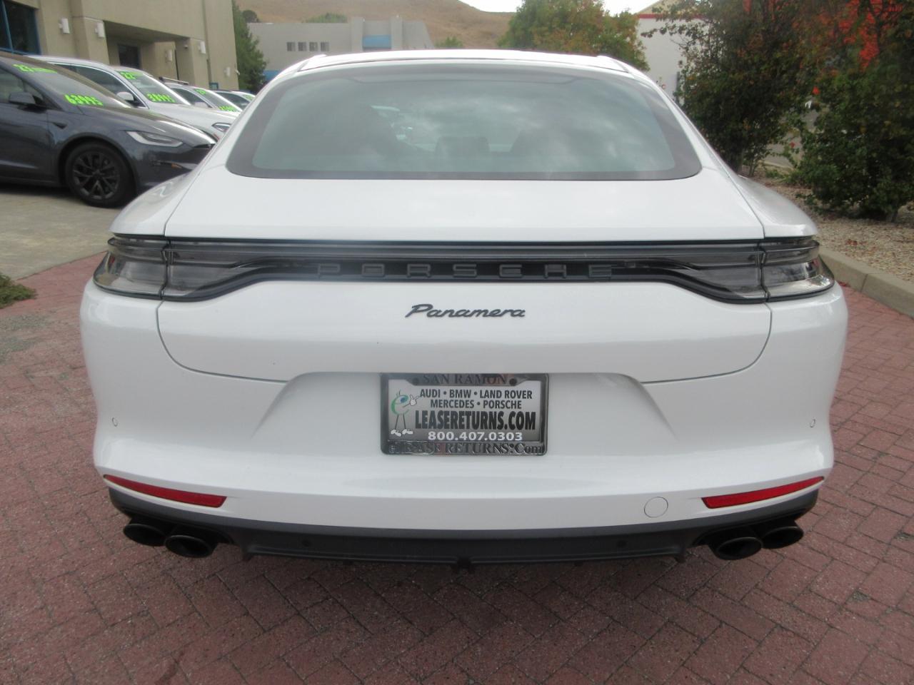 Porsche Panamera  2023