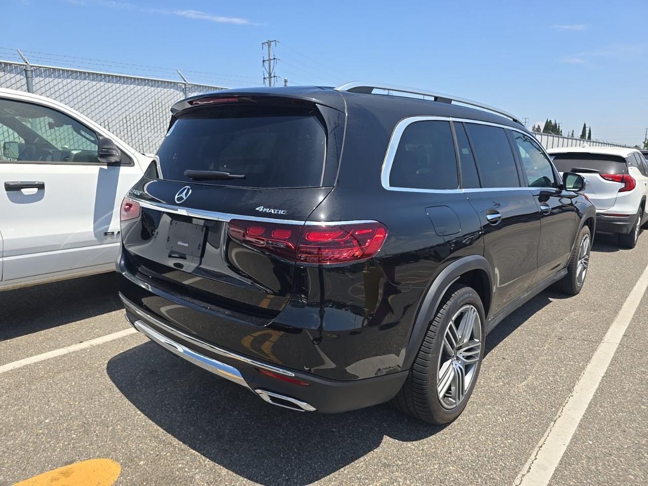 Mercedes-Benz GLS 450  2025