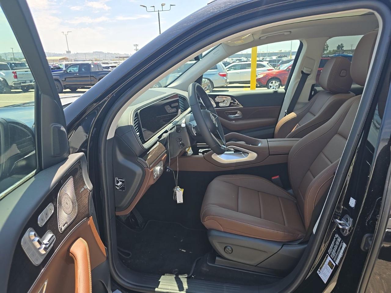 Mercedes-Benz GLS 450  2025