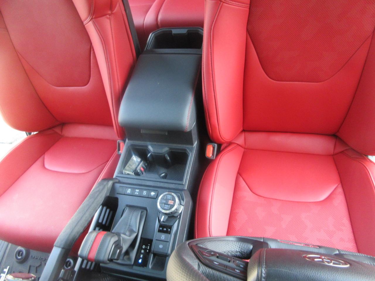 Toyota Tacoma 4WD  2026
