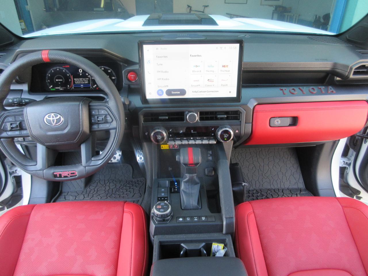 Toyota Tacoma 4WD  2026