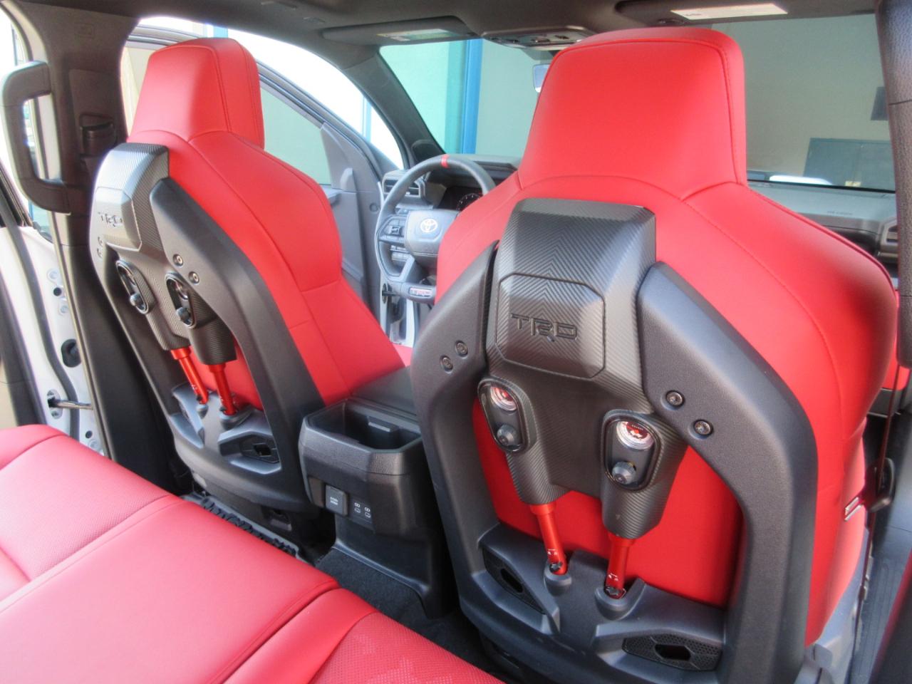 Toyota Tacoma 4WD  2026