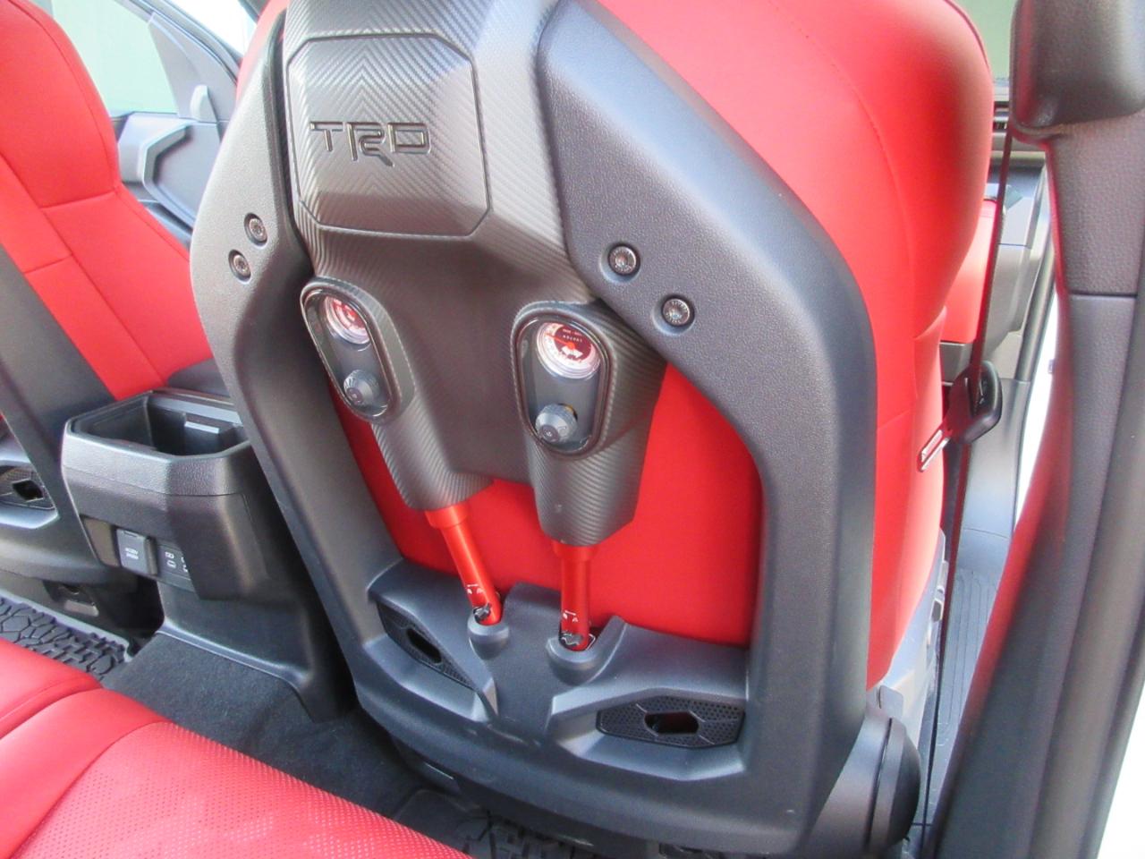 Toyota Tacoma 4WD  2026