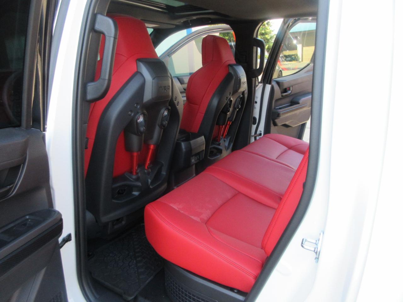 Toyota Tacoma 4WD  2026