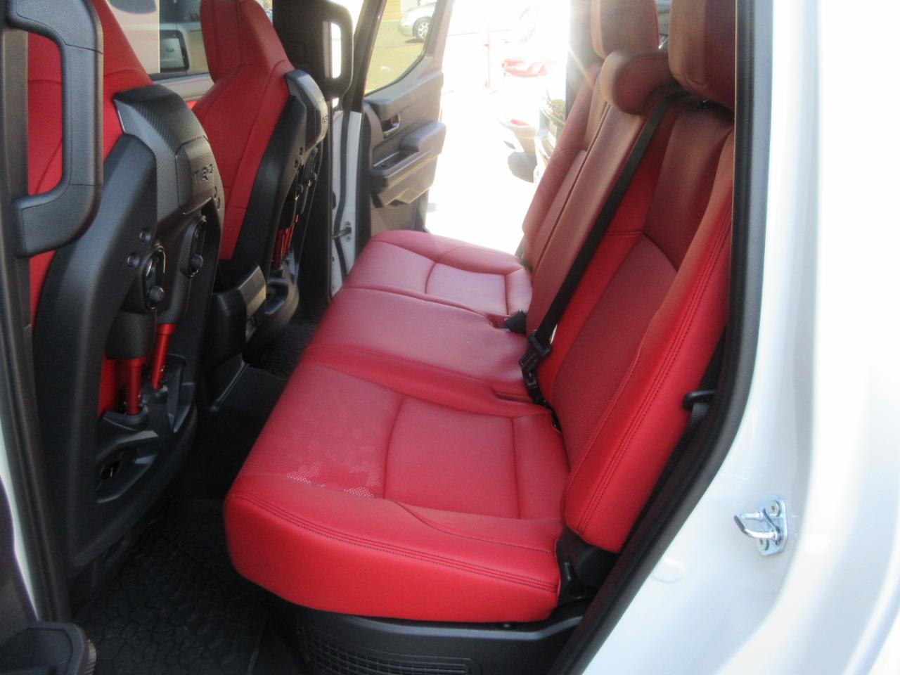 Toyota Tacoma 4WD  2026