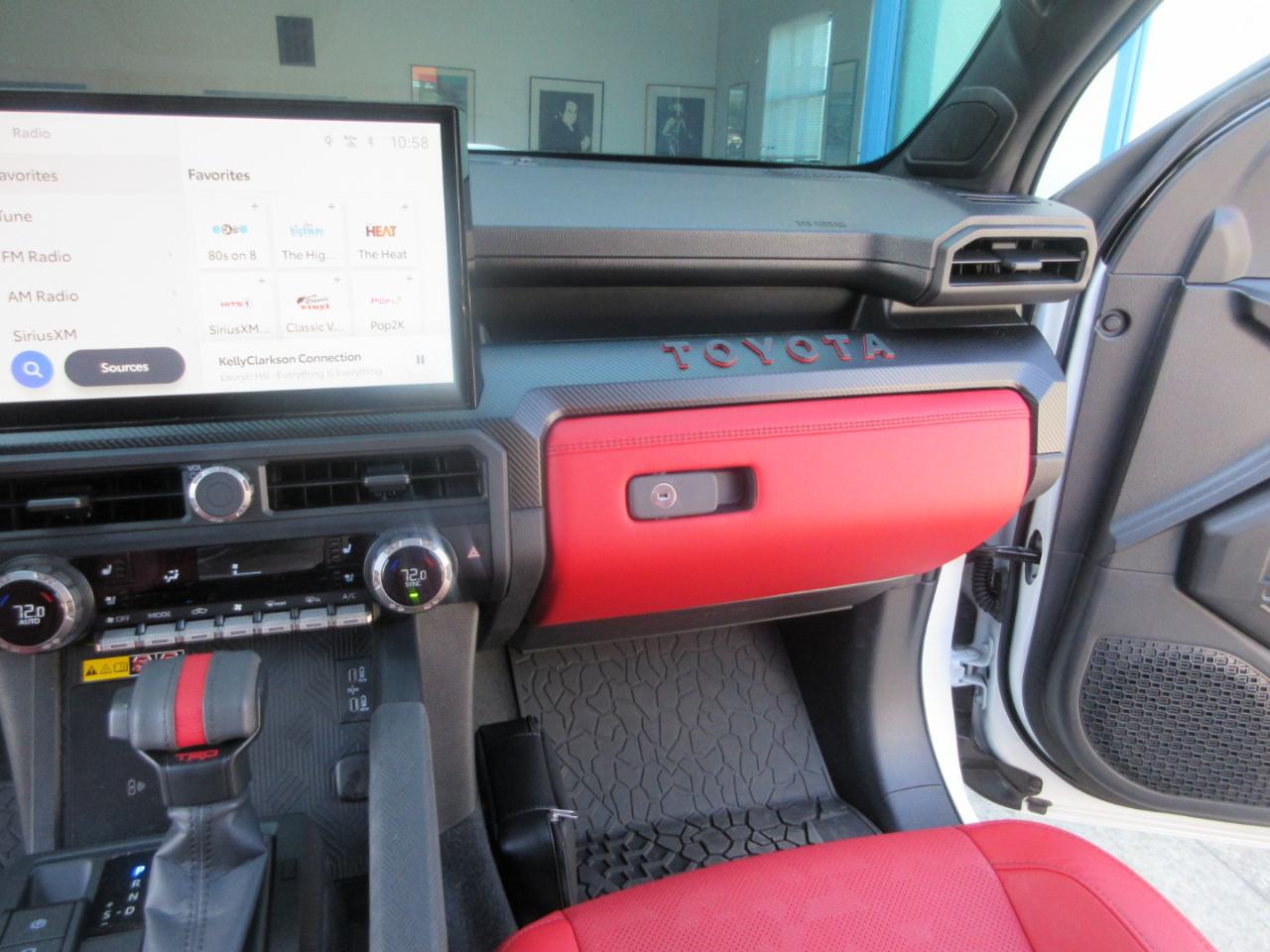 Toyota Tacoma 4WD  2026