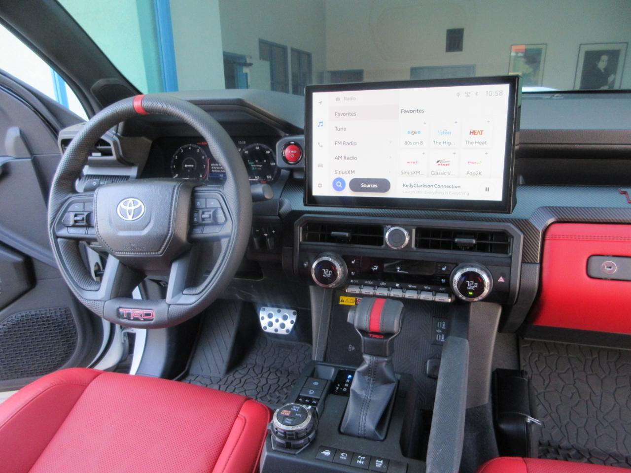 Toyota Tacoma 4WD  2026