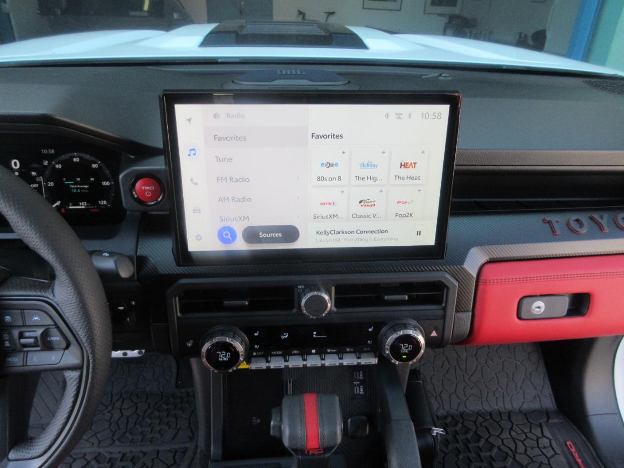 Toyota Tacoma 4WD  2026