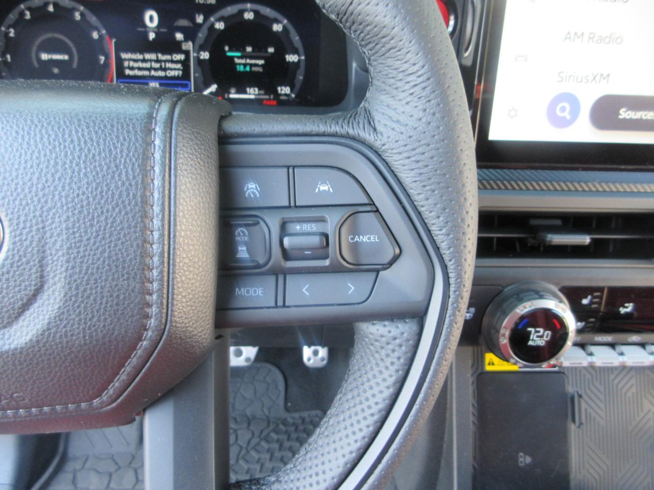 Toyota Tacoma 4WD  2026