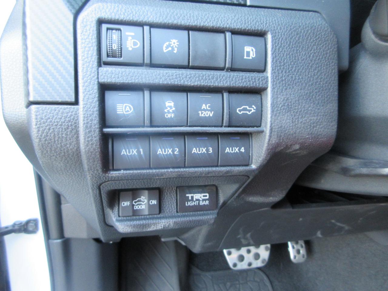 Toyota Tacoma 4WD  2026