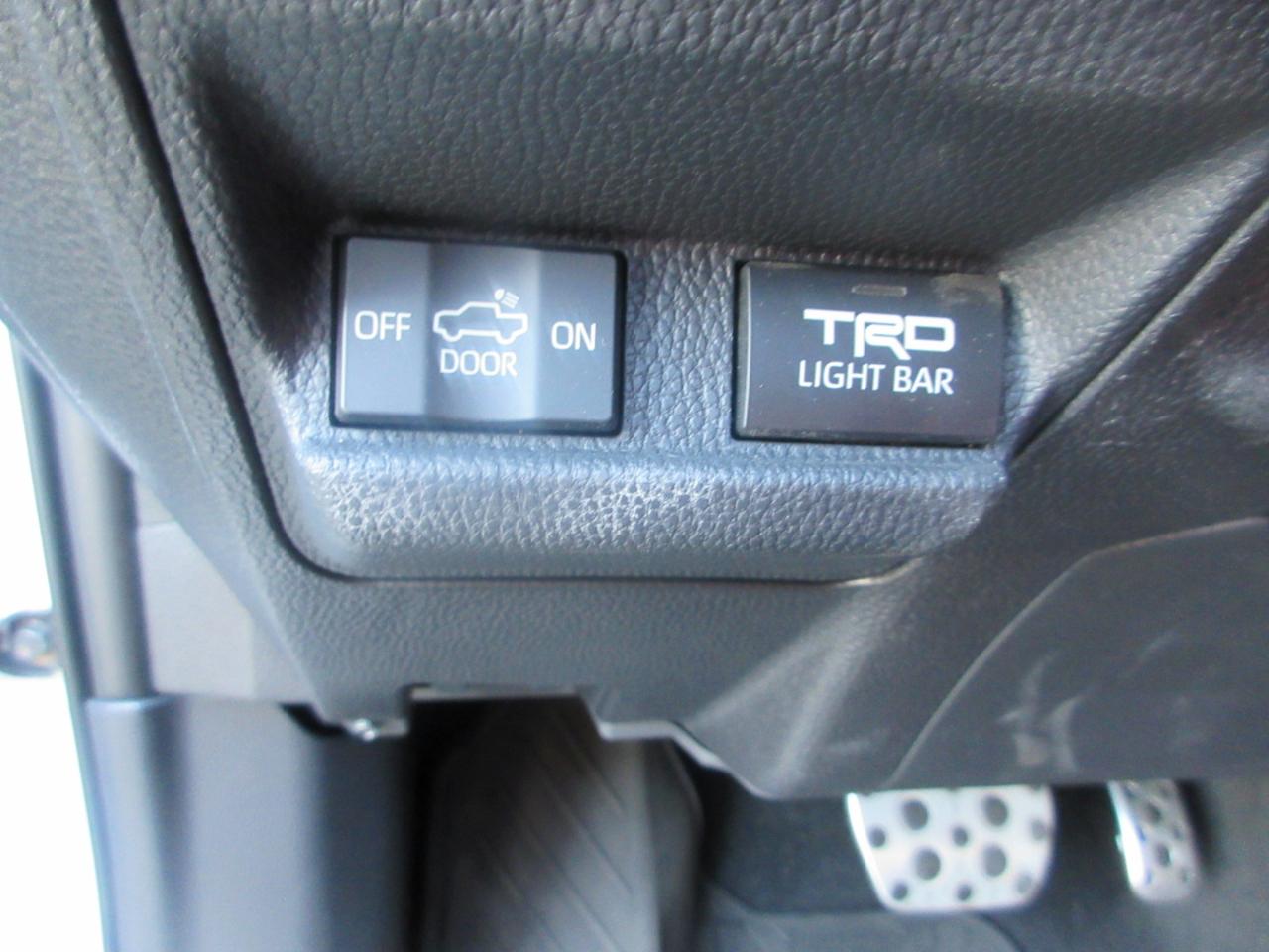 Toyota Tacoma 4WD  2026