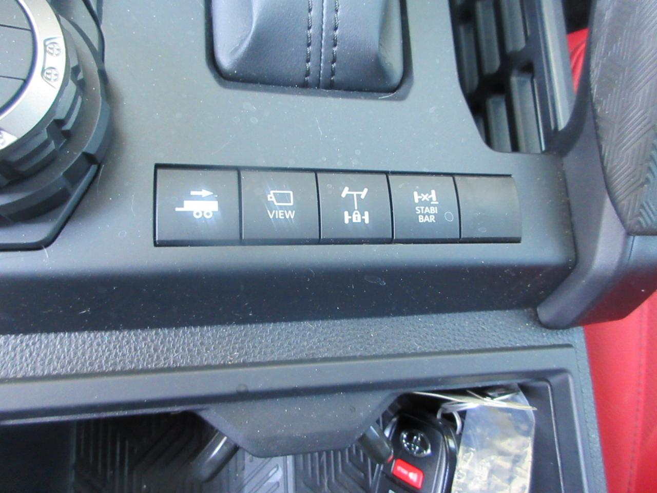 Toyota Tacoma 4WD  2026