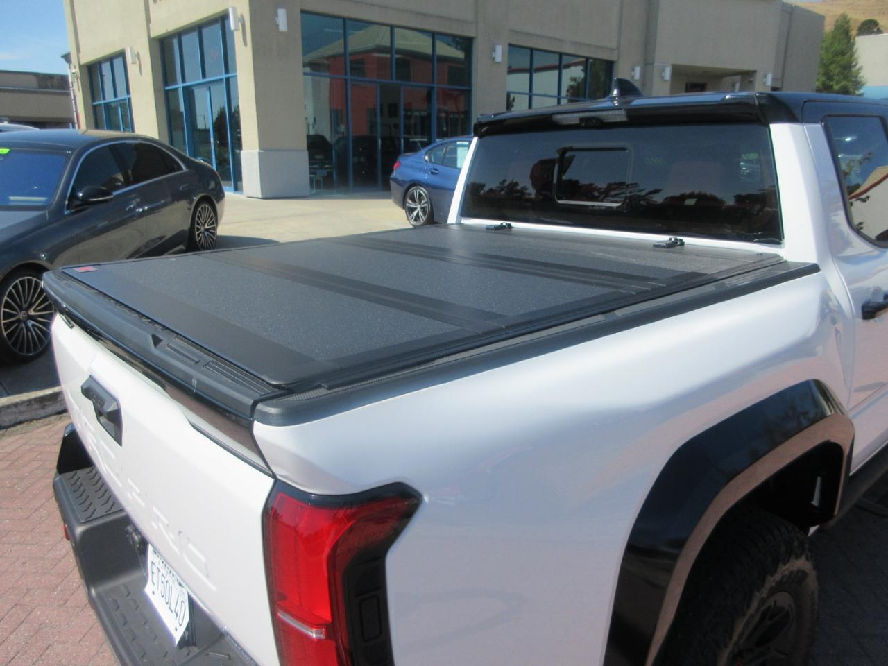 Toyota Tacoma 4WD  2026