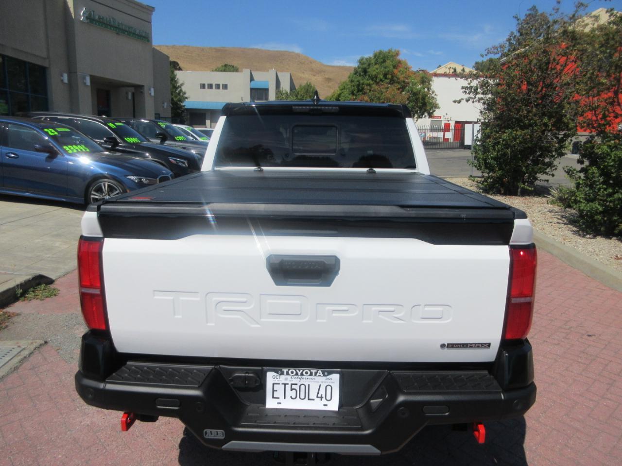 Toyota Tacoma 4WD  2026