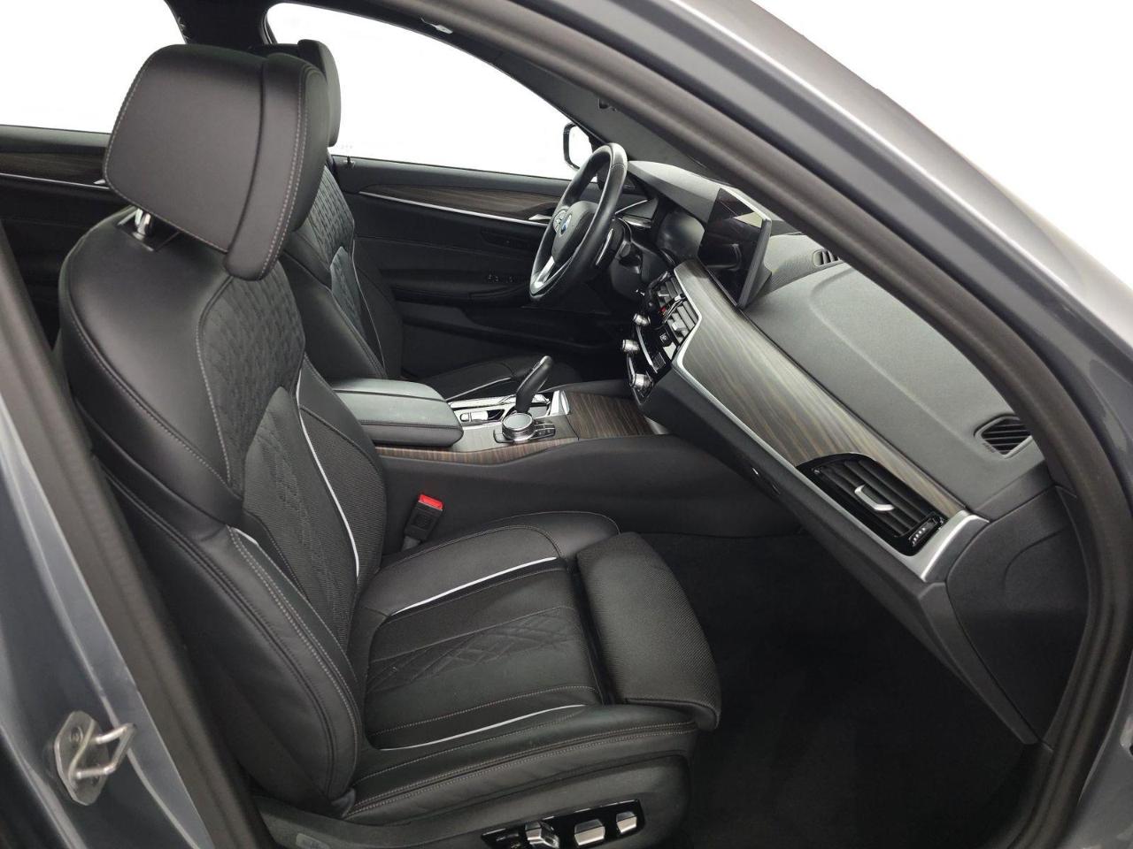 BMW 530i  2023