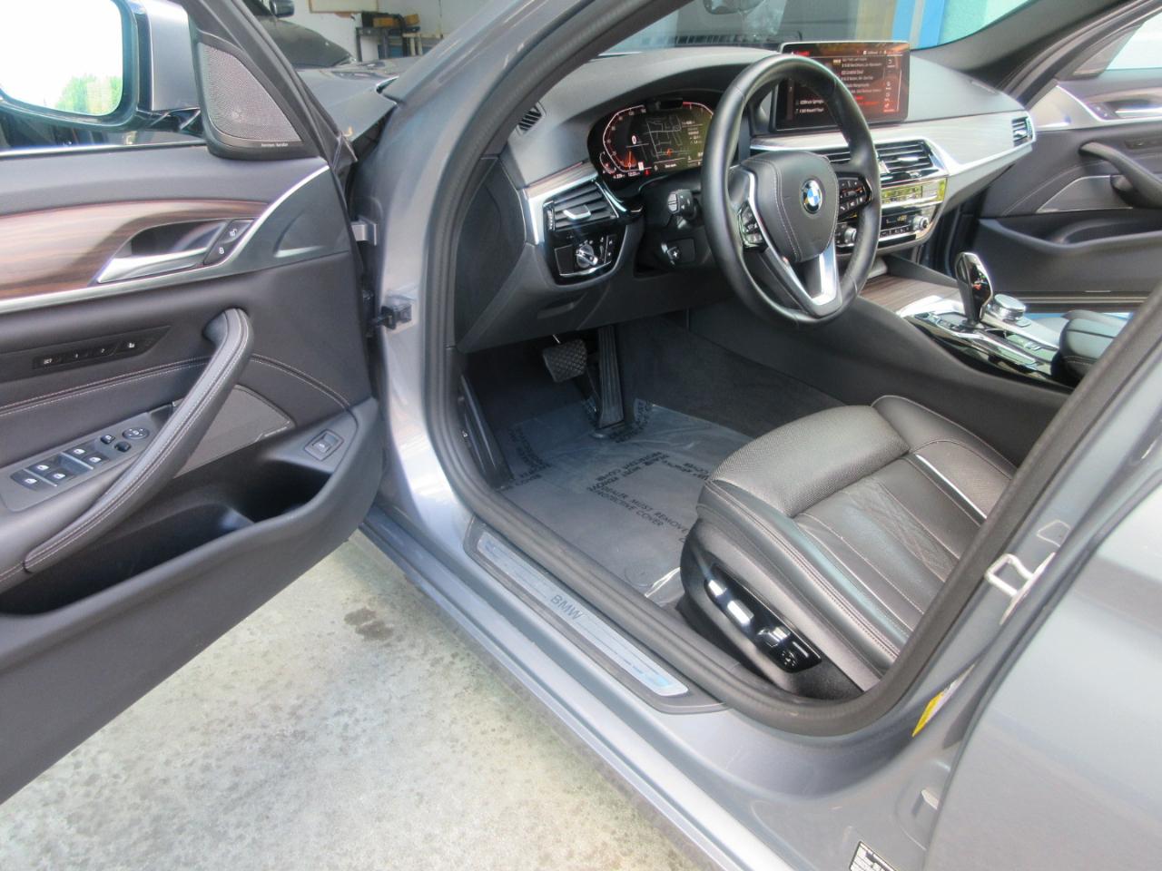 BMW 530i  2023