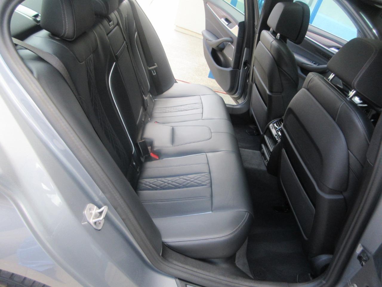 BMW 530i  2023