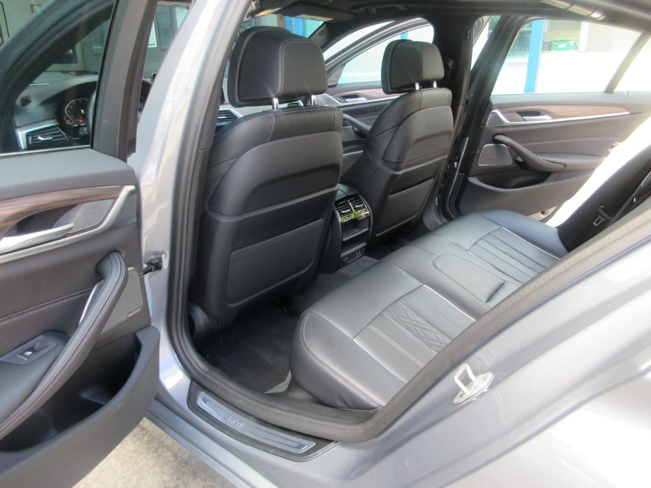 BMW 530i  2023