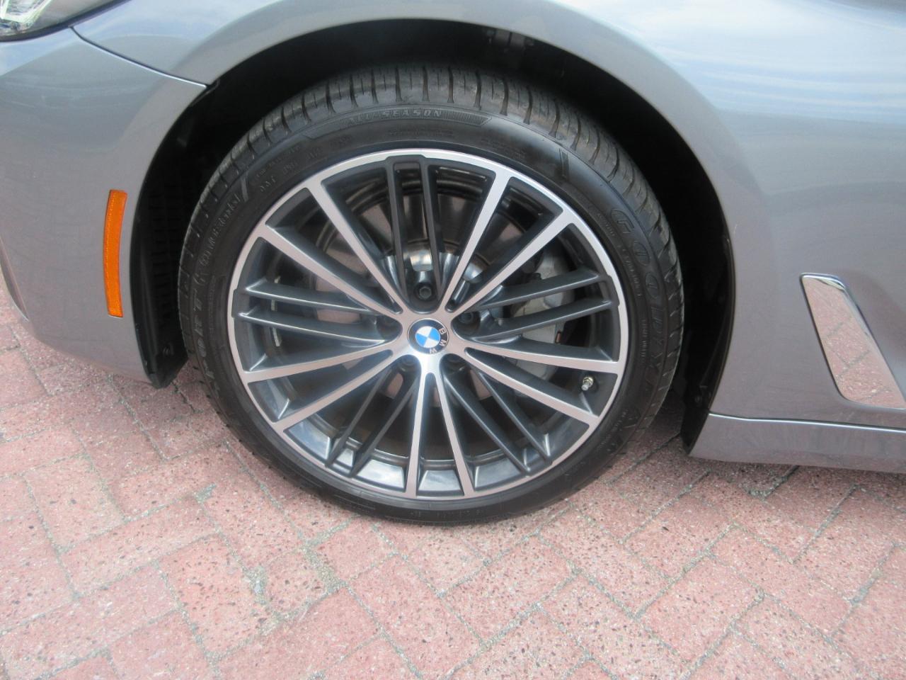 BMW 530i  2023