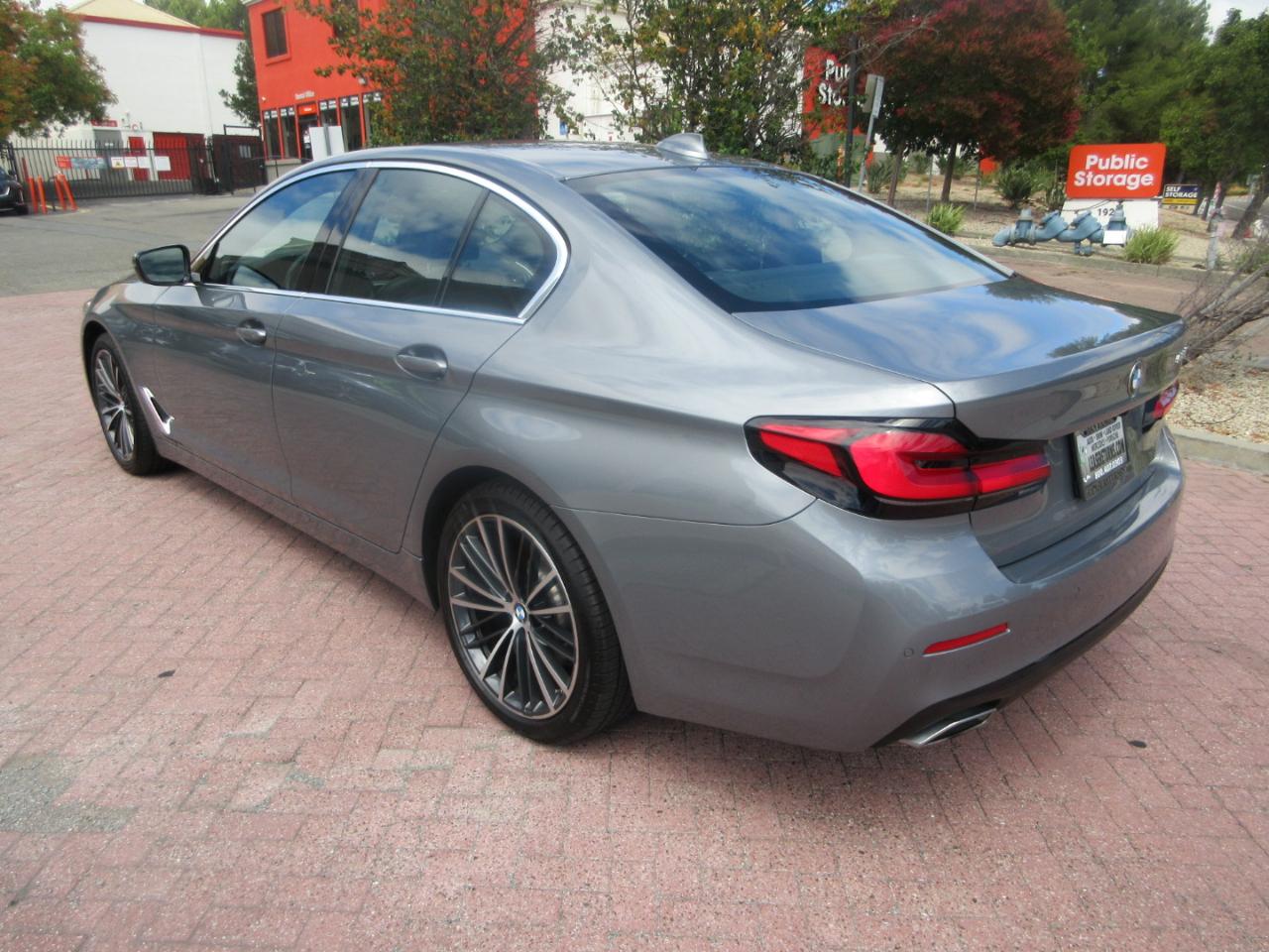 BMW 530i  2023