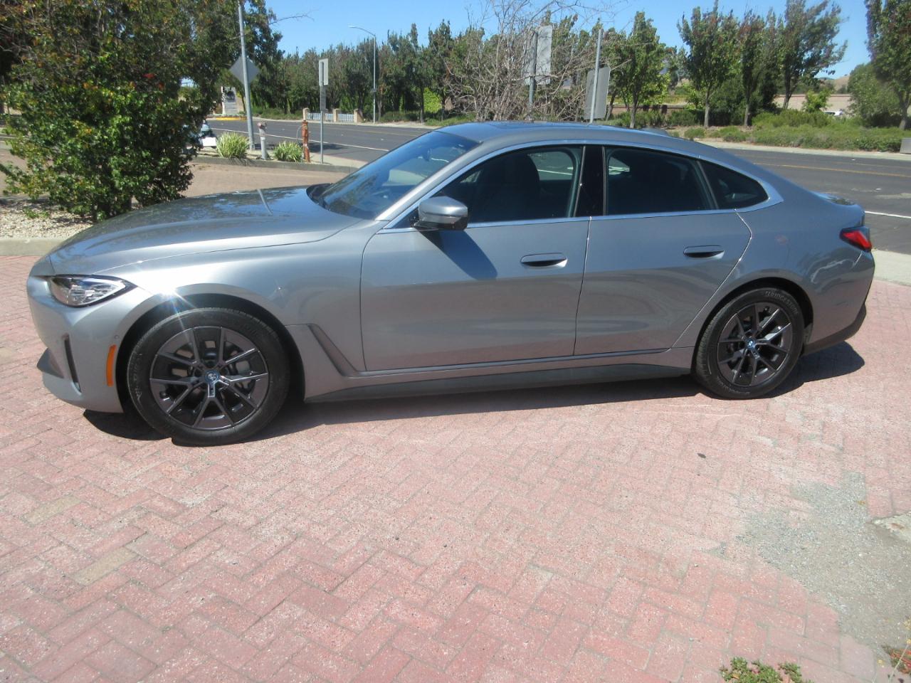BMW i4  2024