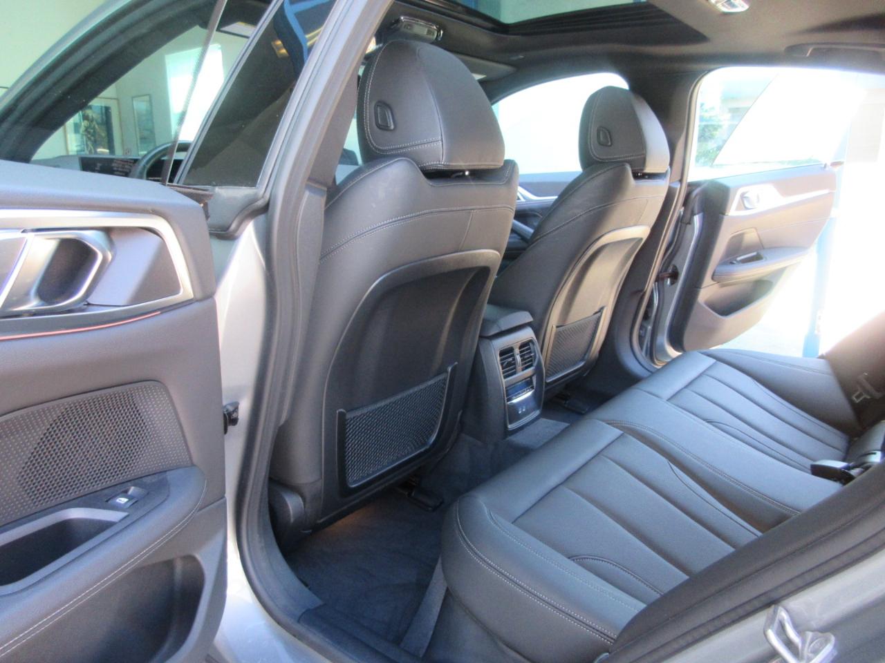 BMW i4  2024