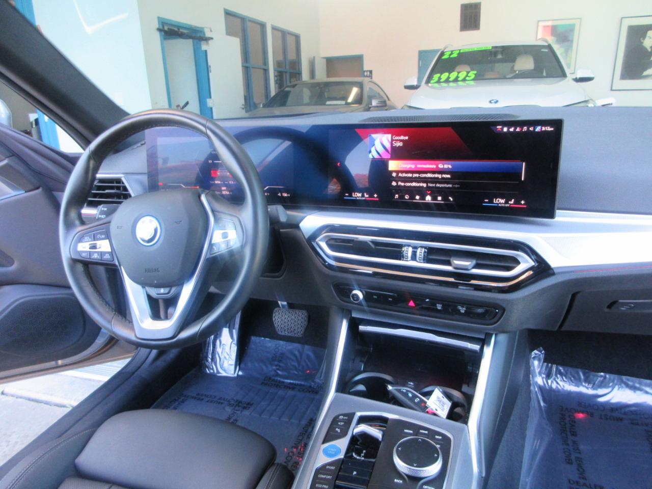 BMW i4  2024