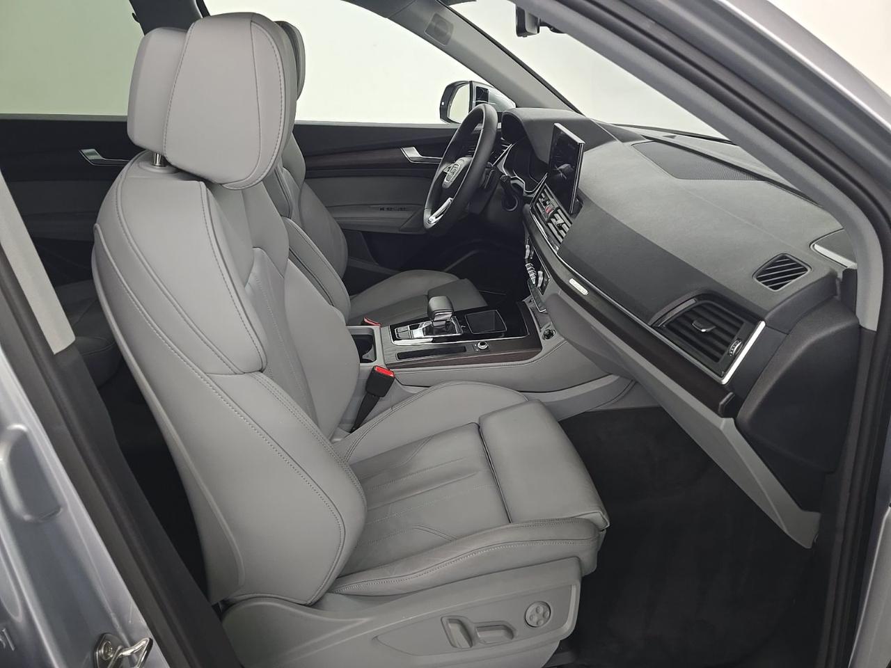 Audi Q5  2024