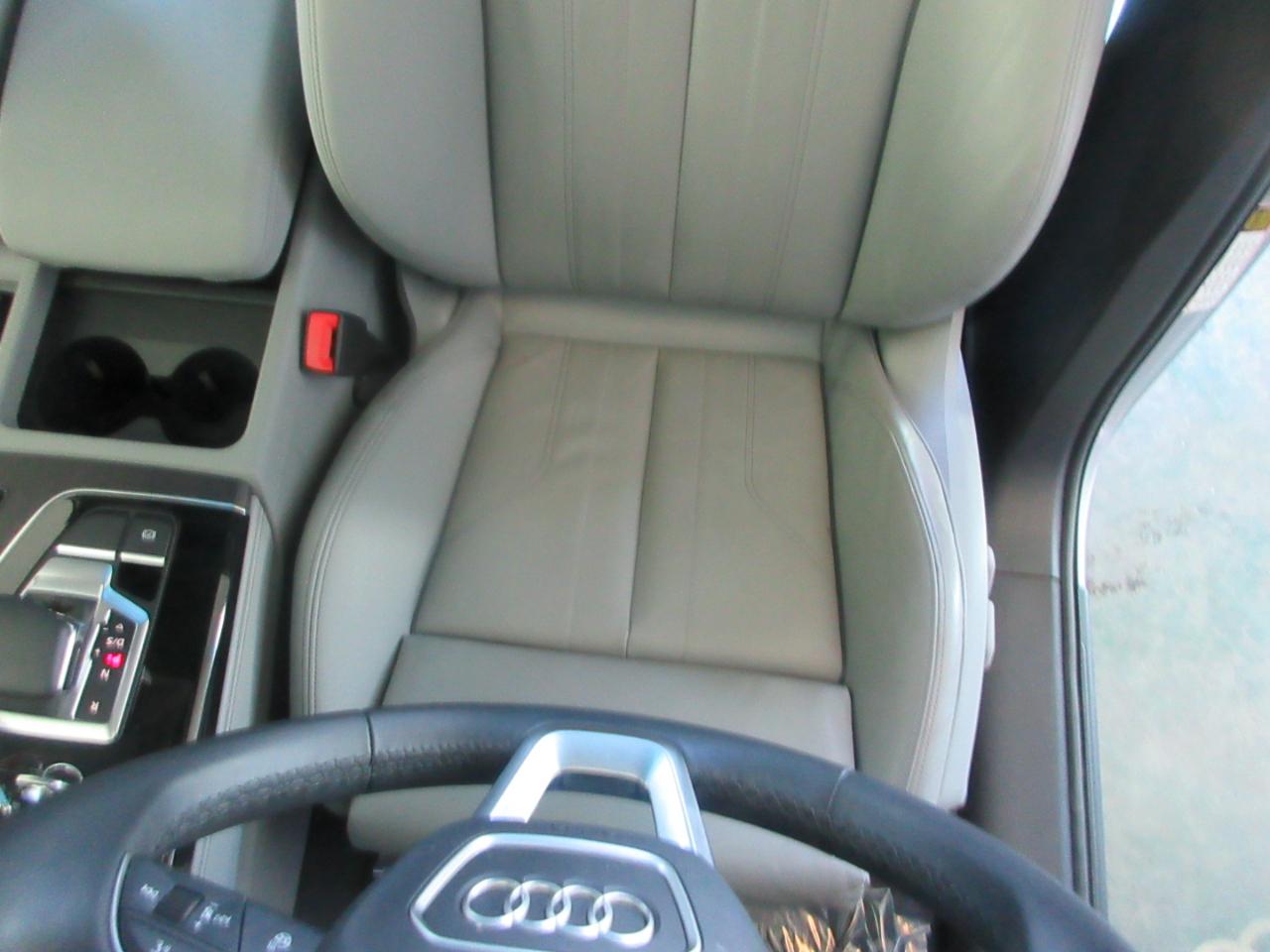 Audi Q5  2024