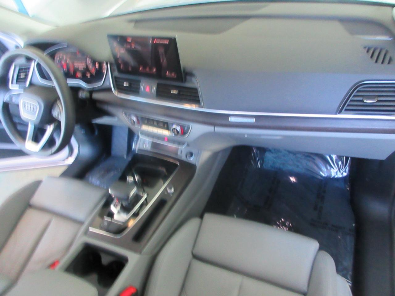 Audi Q5  2024